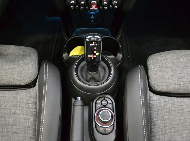 MINI COOPER 1.5 CLASSIC 5 PORTE TETTO-HARMAN - foto 11