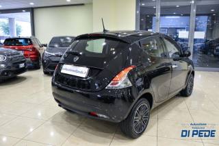 LANCIA Ypsilon usata, con Autoradio