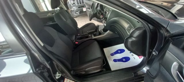 SUBARU IMPREZA 2.0D COMFORT - foto 6