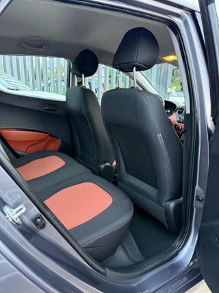 HYUNDAI i10 usata, con Controllo trazione