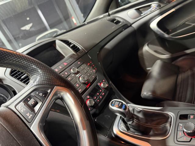OPEL INSIGNIA 2.8 TURBO 4X4 325CV OPC RECARO - foto 13