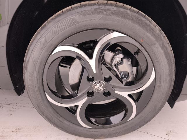 ALFA ROMEO JUNIOR 1.2 IBRIDA TI 145CV EDCT6 - foto 32