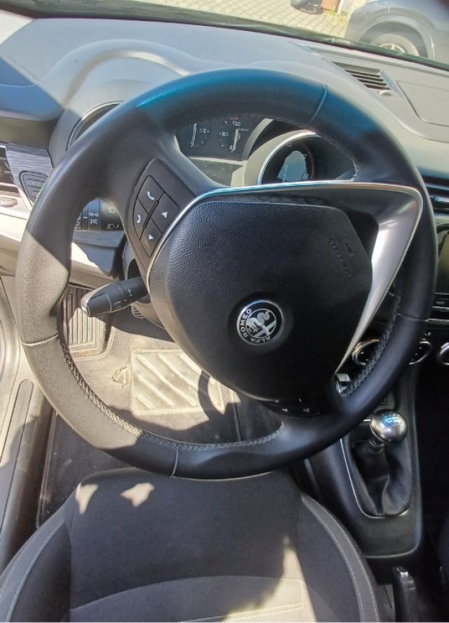 ALFA ROMEO GIULIETTA 1.6 JTDM 120 CV TI - foto 9