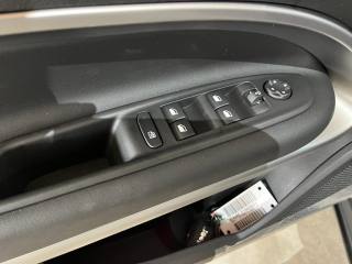 JEEP Avenger usata, con Touch screen
