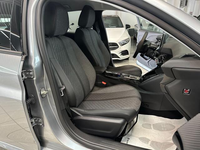 PEUGEOT 208 NOLEGGIO - ALLURE HYBRID 145 E-D - foto 9