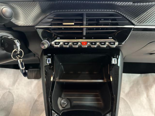 PEUGEOT 208 NOLEGGIO - ALLURE HYBRID 145 E-D - foto 19