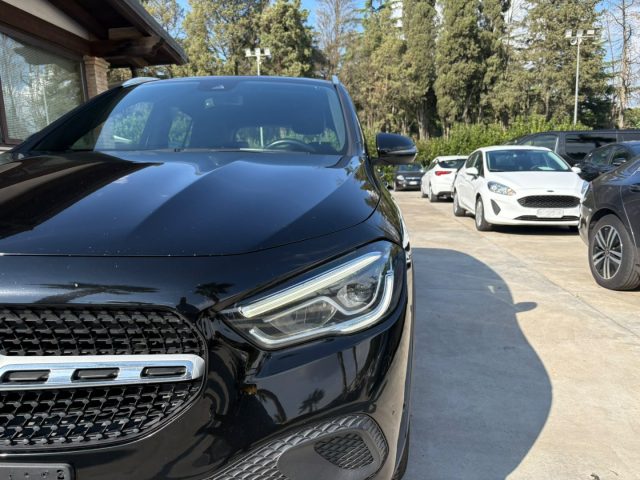 MERCEDES-BENZ GLA 220 D AUTOMATIC SPORT - foto 2