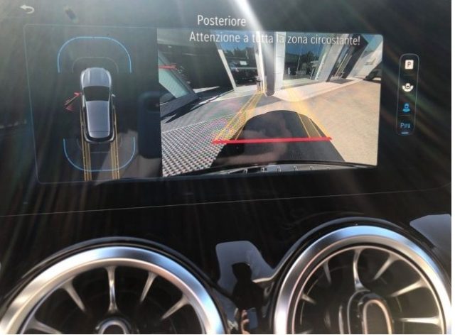 MERCEDES-BENZ GLA 200 D AUTOMATIC 4MATIC AMG LINE ADVA - foto 15