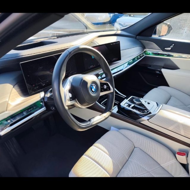 BMW I7 XDRIVE 60 - foto 6