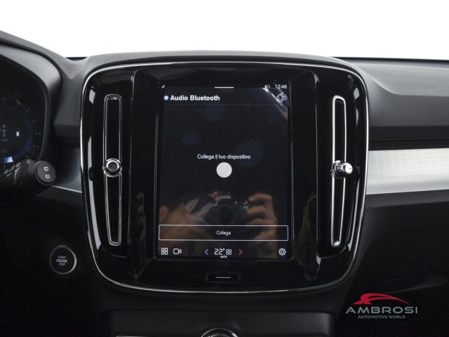 VOLVO XC40 B3 MILD HYBRID BENZINA CORE - foto 14
