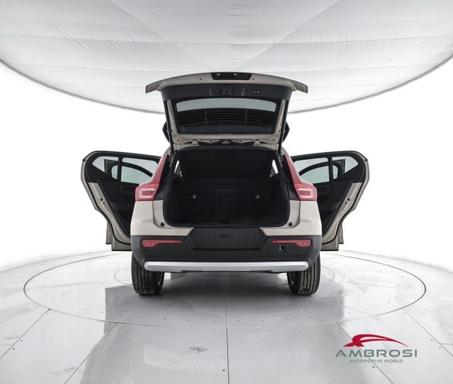 VOLVO XC40 B3 MILD HYBRID BENZINA CORE - foto 7