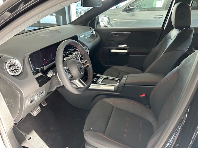 MERCEDES-BENZ GLA 200 D AUTOMATIC  AMG LINE EXTRA - foto 8