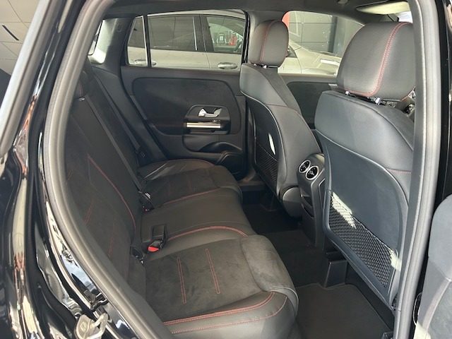 MERCEDES-BENZ GLA 200 D AUTOMATIC  AMG LINE EXTRA - foto 9