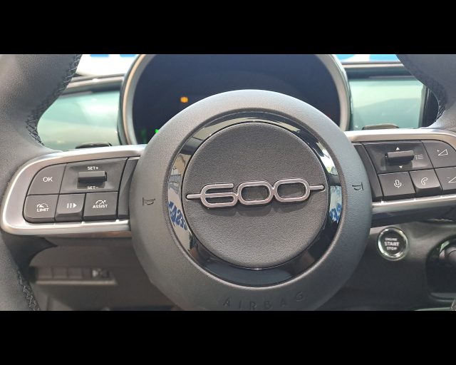FIAT 600 1.2 HYBRID 145CV AUTO - foto 7