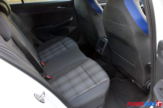VOLKSWAGEN GOLF 8.5 GTE 1.5 E-HYBRID 272 CV DSG  - foto 13