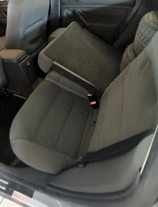 VOLKSWAGEN PASSAT 1.9 TDI/130 CV - foto 9