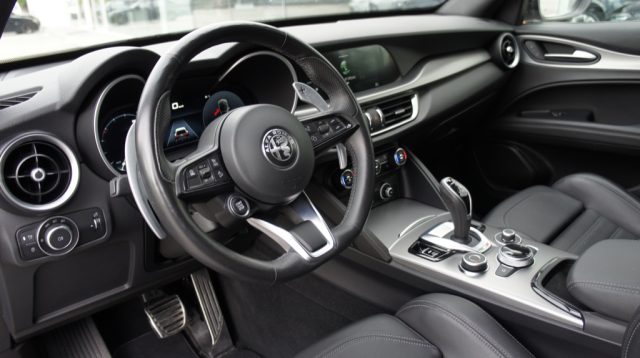 ALFA ROMEO STELVIO 2.2 TURBODIESEL 210 CV AT8 Q4 VE - foto 9