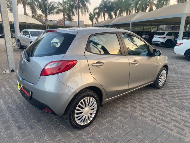 MAZDA 2 1.4L TD 68CV 5P. - foto 23