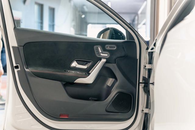 MERCEDES-BENZ A 35 AMG 4MATIC PREMIUM PLUS*SEDILI A GUS - foto 17