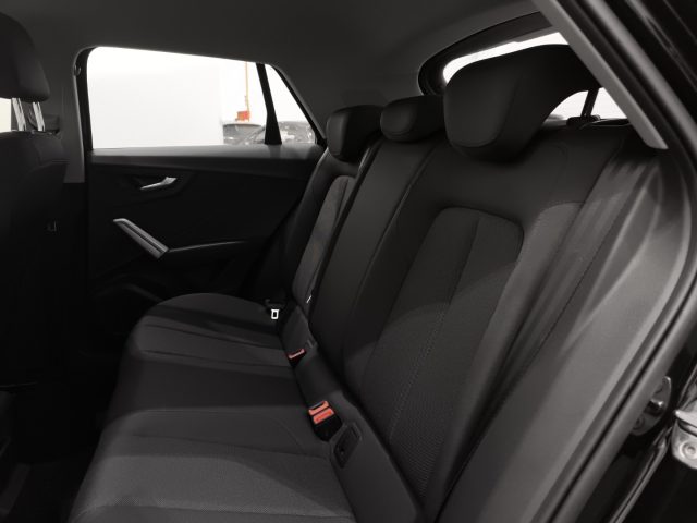 AUDI Q2 30 TFSI 110CV - foto 16