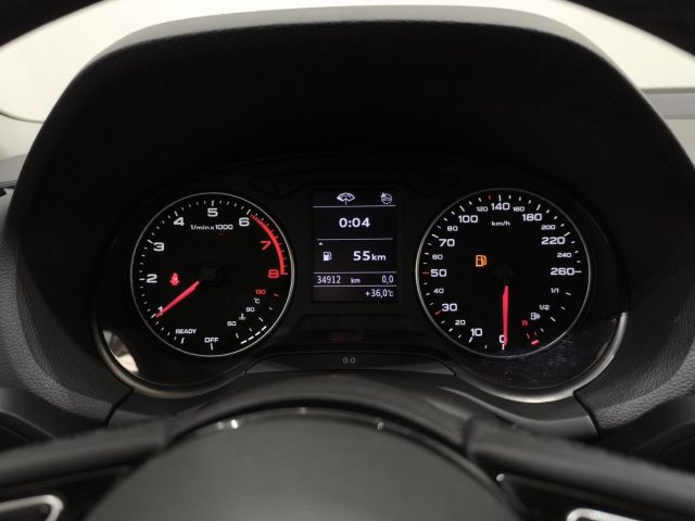 AUDI Q2 30 TFSI 110CV - foto 9