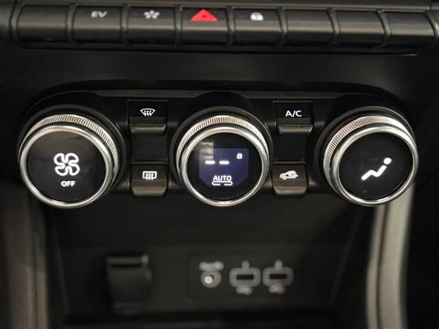 RENAULT CAPTUR 1.6 E-TECH PLUG-IN HYBRID 160CV  - foto 15