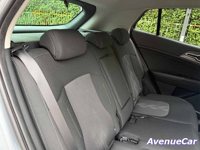 KIA SPORTAGE 1.6 CRDI MHEV STYLE LEVA MARCE N - foto 24
