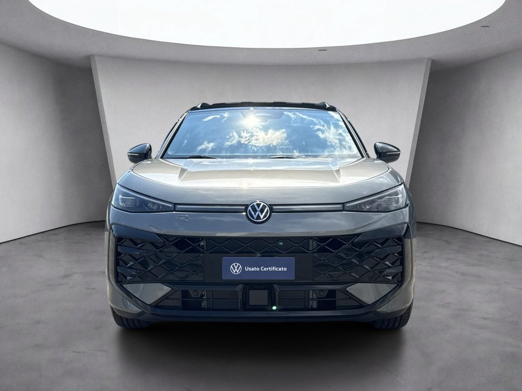 immagine nuovo VOLKSWAGEN T-Roc 1.5 etsi r-line 150cv dsg