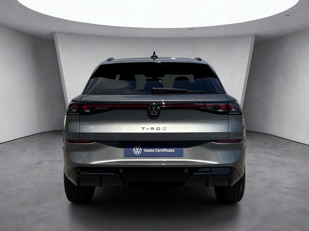 immagine nuovo VOLKSWAGEN T-Roc 1.5 etsi r-line 150cv dsg