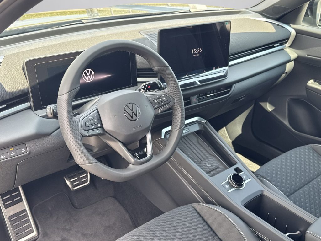 immagine nuovo VOLKSWAGEN T-Roc 1.5 etsi r-line 150cv dsg