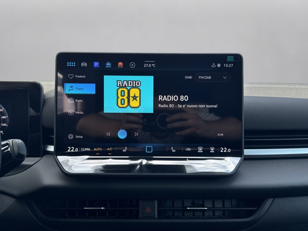 immagine nuovo VOLKSWAGEN T-Roc 1.5 etsi r-line 150cv dsg