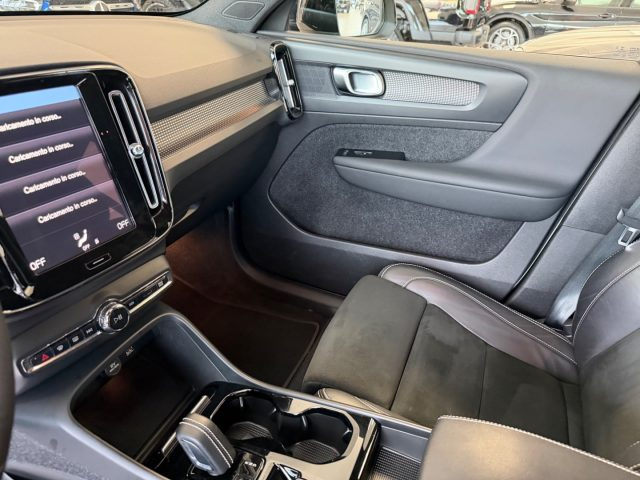 VOLVO XC40 T5 RECHARGE PLUG-IN HYBRID R-DES - foto 11