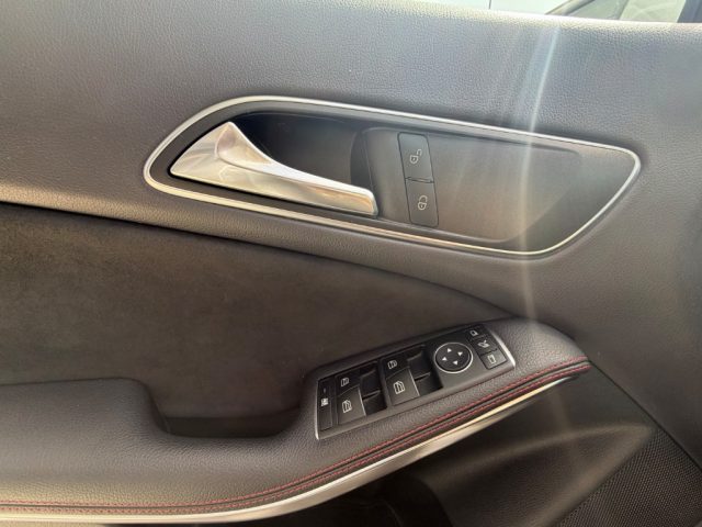 MERCEDES-BENZ CLA 200 D 4MATIC AUTOMATIC PREMIUM SHOOT - foto 14