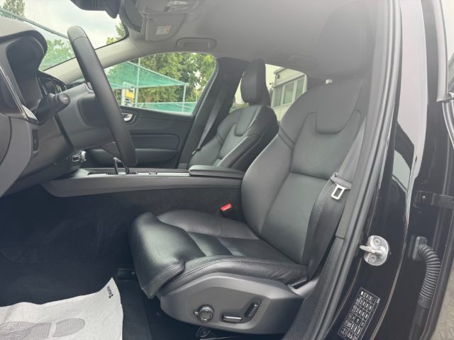 VOLVO XC60 B4 AUTOMATICO PLUS DARK - foto 10
