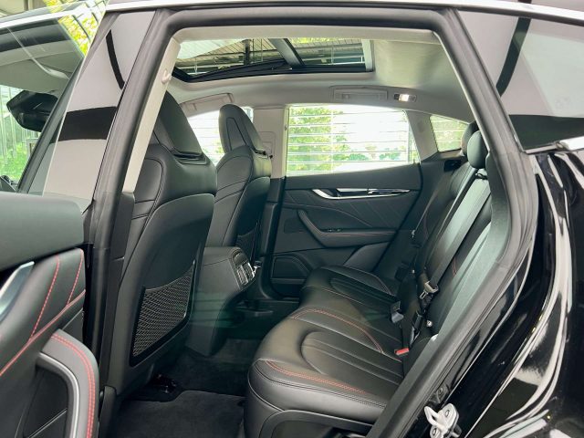 MASERATI LEVANTE 3.0 V6 GRANSPORT 275CV , TETTO P - foto 11