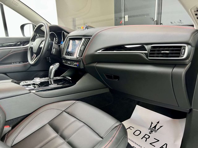 MASERATI LEVANTE 3.0 V6 GRANSPORT 275CV , TETTO P - foto 13