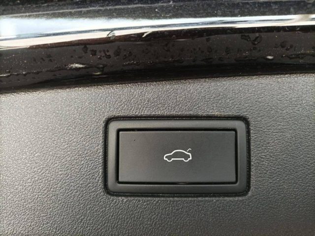 VOLKSWAGEN TIGUAN 2.0 TDI 150 CV  DSG LIFE - foto 17