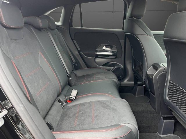 MERCEDES-BENZ GLA 200 D AUTOMATIC AMG LINE ADVANCED PL - foto 10