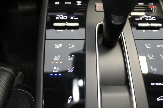 PORSCHE MACAN 2.0 265 CV PDK TETTO PELLE - foto 22