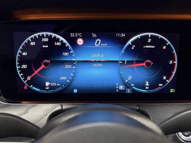 MERCEDES-BENZ E 220 D AUTO SPORT - foto 19