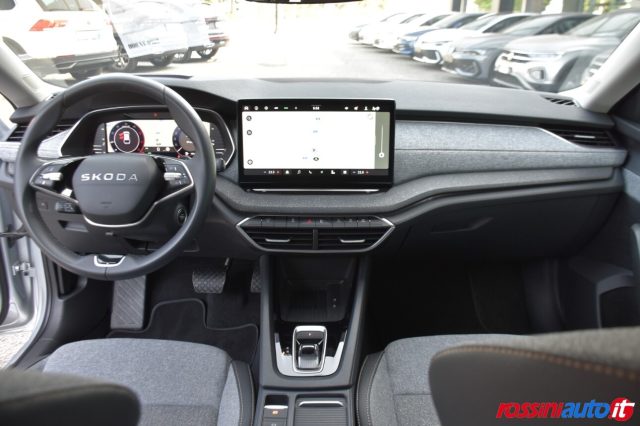 SKODA OCTAVIA WAGON 2.0 TDI 150 CV DSG STYLE + - foto 10