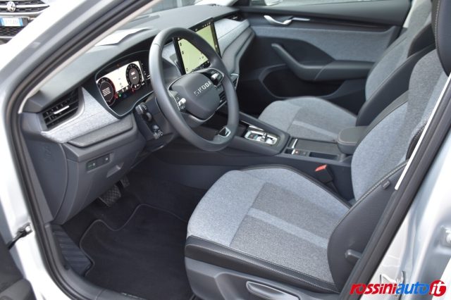 SKODA OCTAVIA WAGON 2.0 TDI 150 CV DSG STYLE + - foto 11