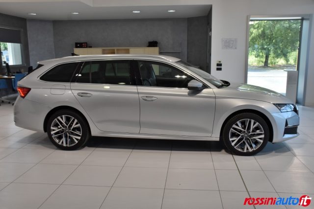 SKODA OCTAVIA WAGON 2.0 TDI 150 CV DSG STYLE + - foto 6
