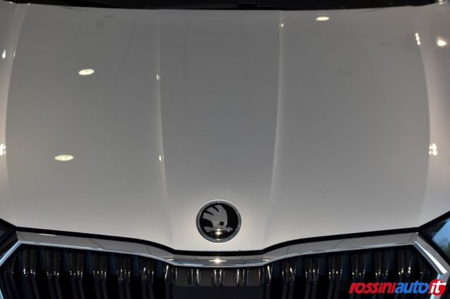 SKODA OCTAVIA WAGON 2.0 TDI 150 CV DSG STYLE + - foto 24