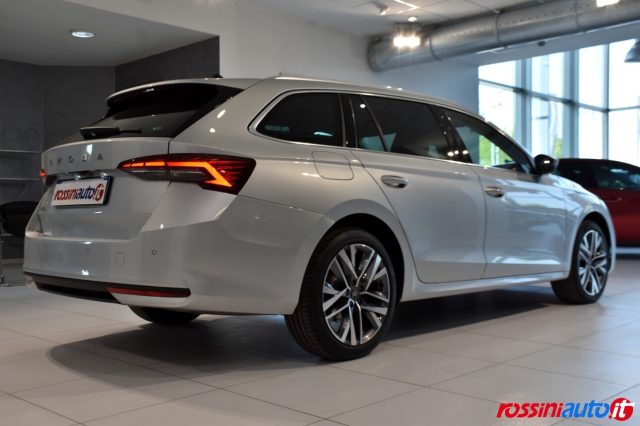 SKODA OCTAVIA WAGON 2.0 TDI 150 CV DSG STYLE + - foto 30