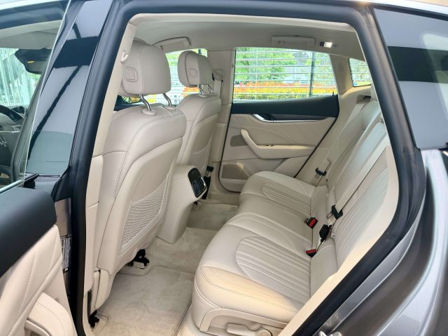 MASERATI LEVANTE LEVANTE 2.0 MHEV GT 330CV - foto 8
