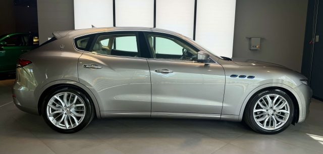 MASERATI LEVANTE LEVANTE 2.0 MHEV GT 330CV - foto 12