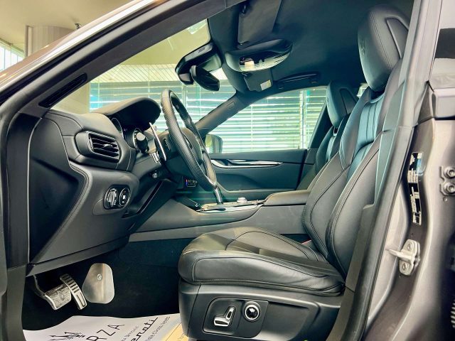 MASERATI LEVANTE 2.0 MHEV GT 330CV , SPORT PACK , - foto 10