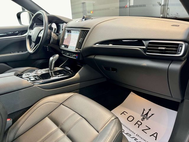 MASERATI LEVANTE 2.0 MHEV GT 330CV , SPORT PACK , - foto 13