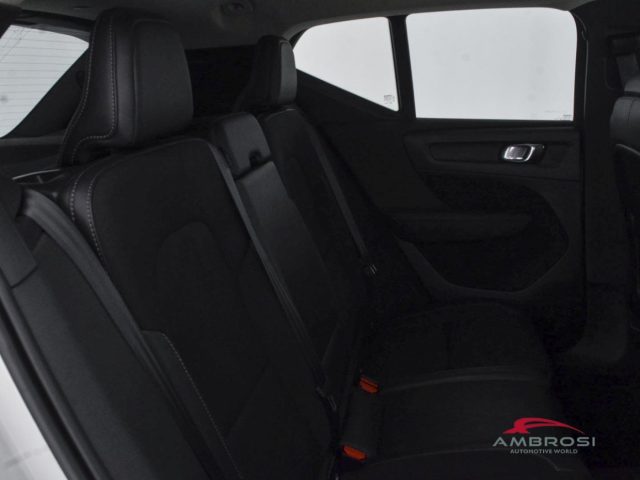 VOLVO XC40 D3 BUSINESS PLUS AWD - foto 11